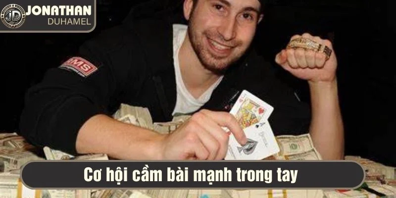 Khi nào nên bluff, khi nào không nên bluff – Những kinh nghiệm thực chiến 3 Lợi thế khi nằm bài mạnh trong tay